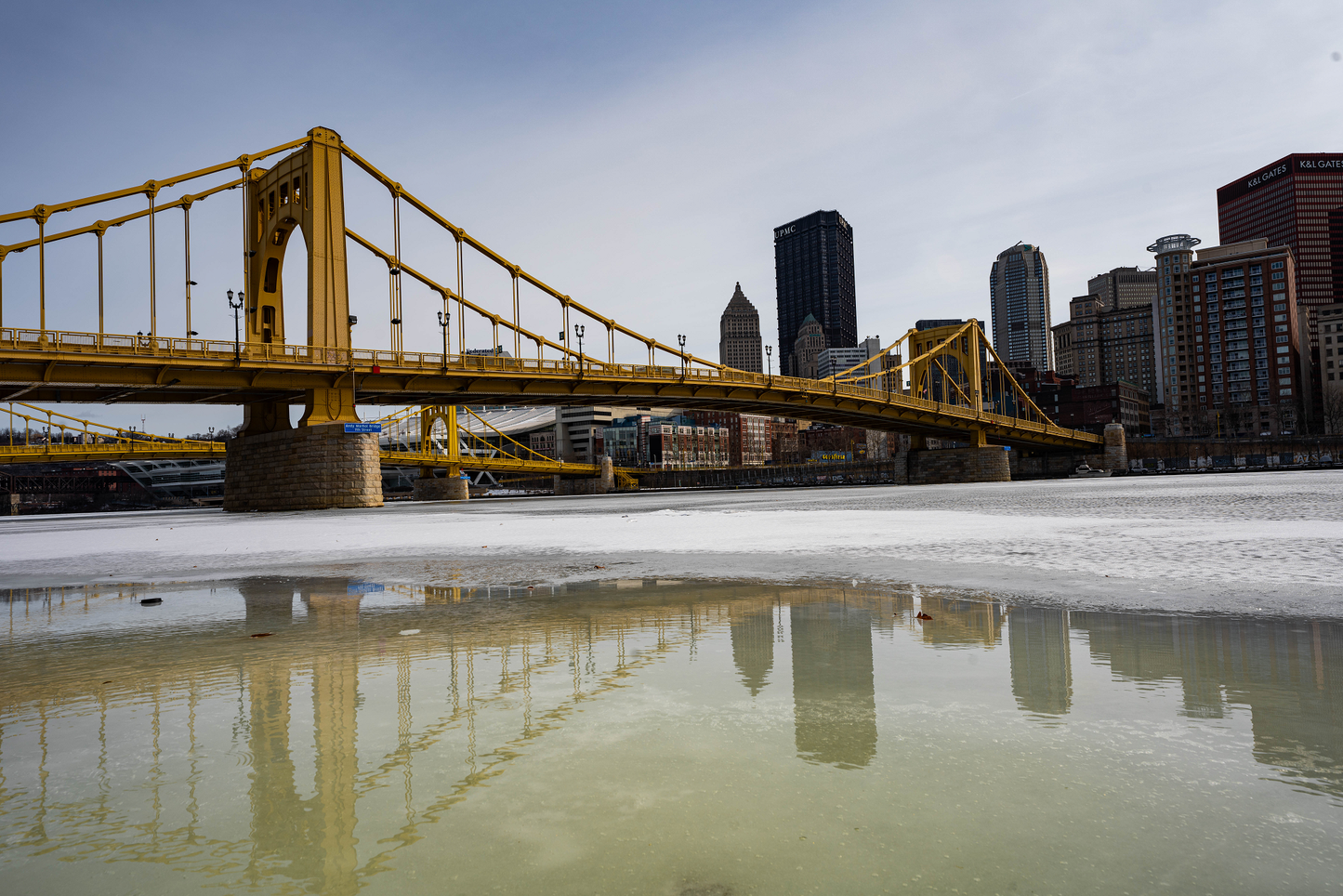 Pittsburgh frozen river 11