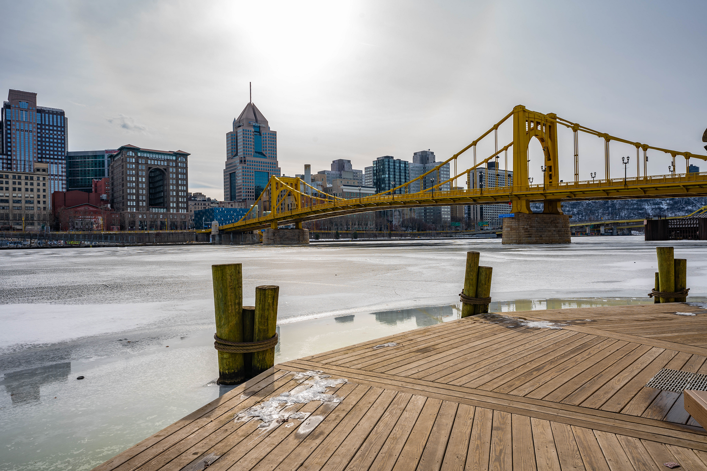 Pittsburgh frozen river 13