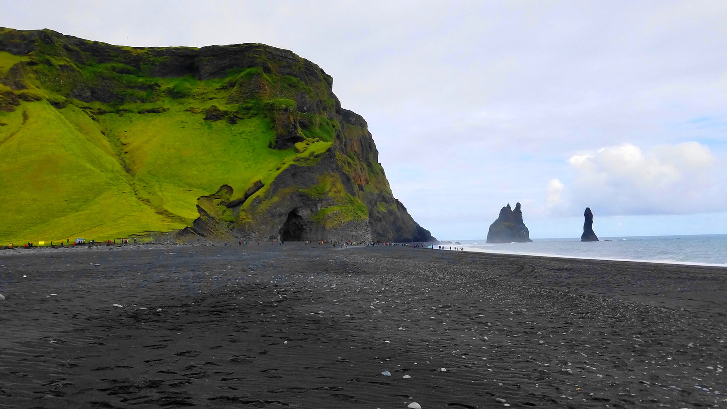 Iceland Reynisfjara Black Sand Beach 3