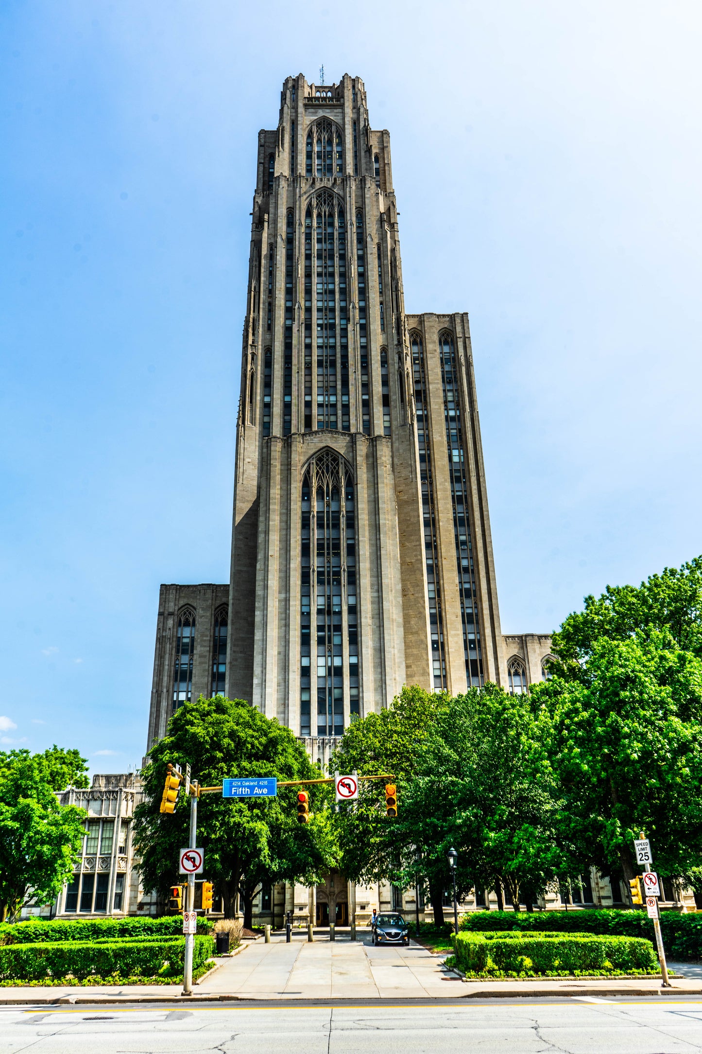 Pittsburgh University Cathedral of Learning 11